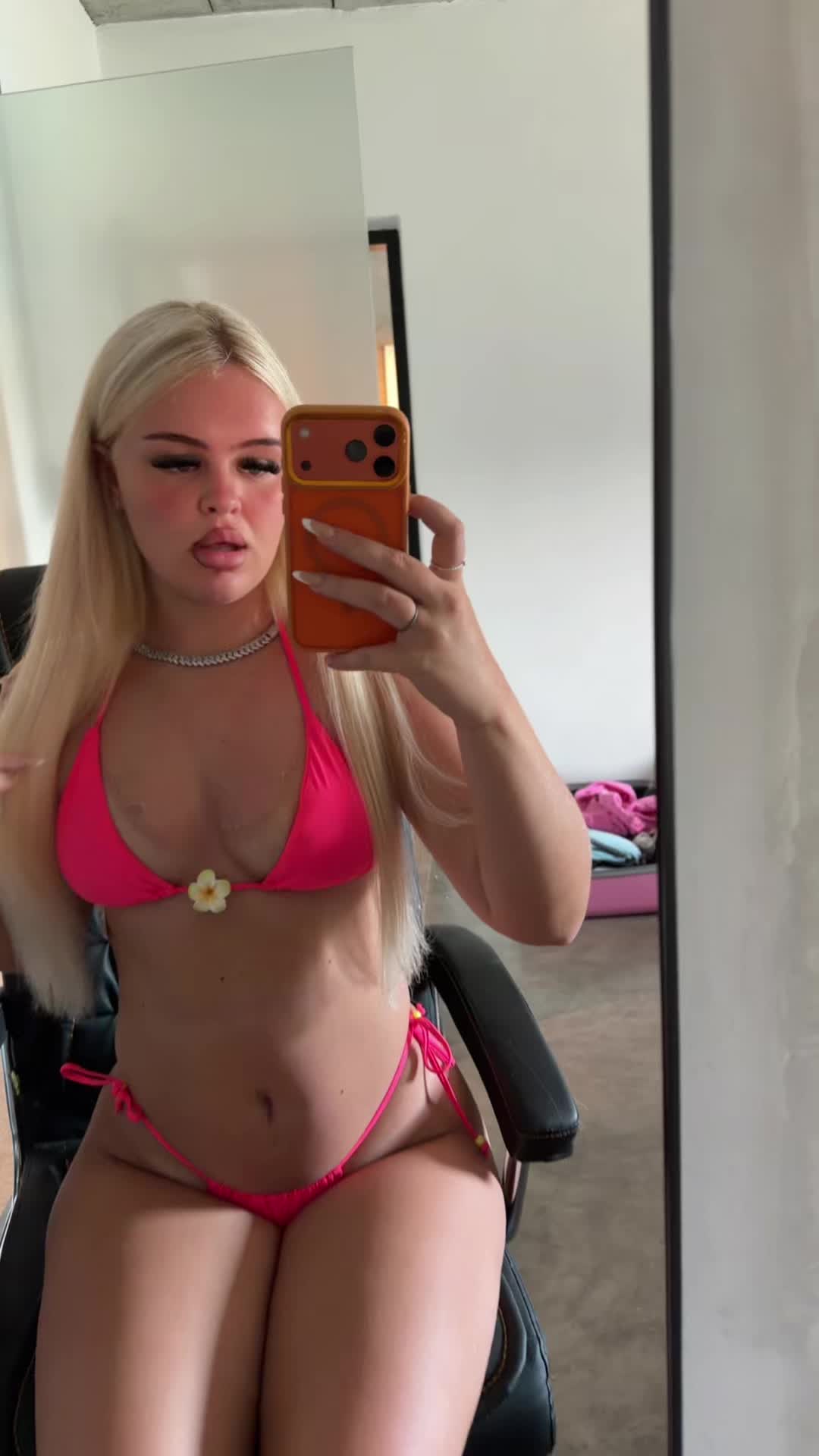 @Keira Jane