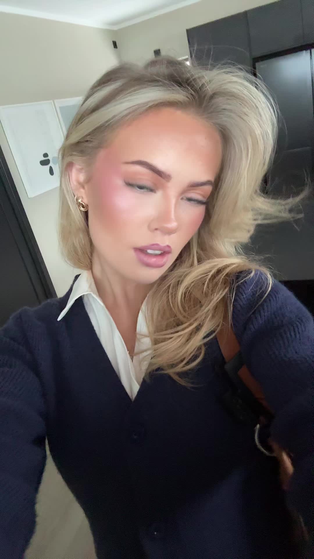 @👑