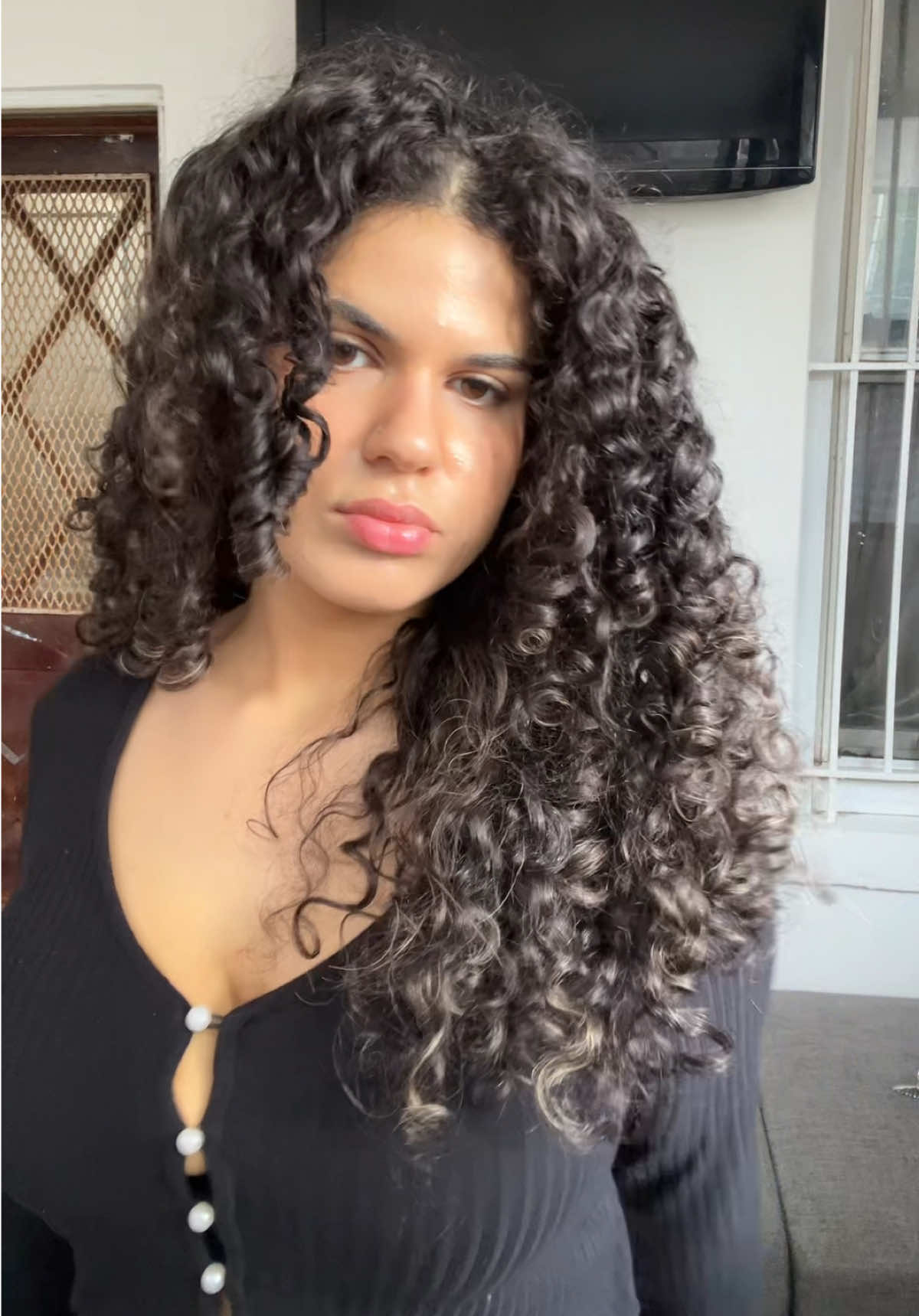 @realtalkwithamira