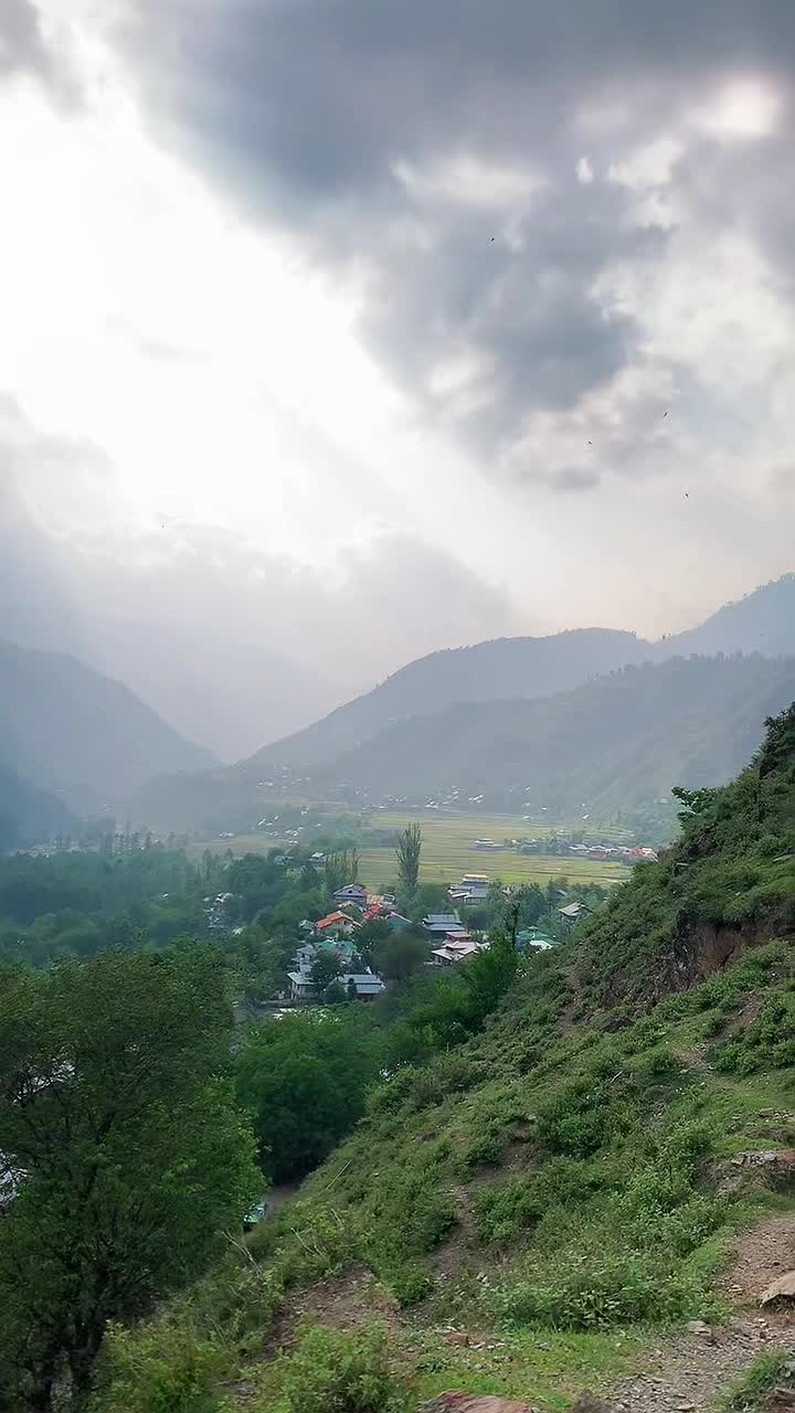 @Hussnain_Kashmiri