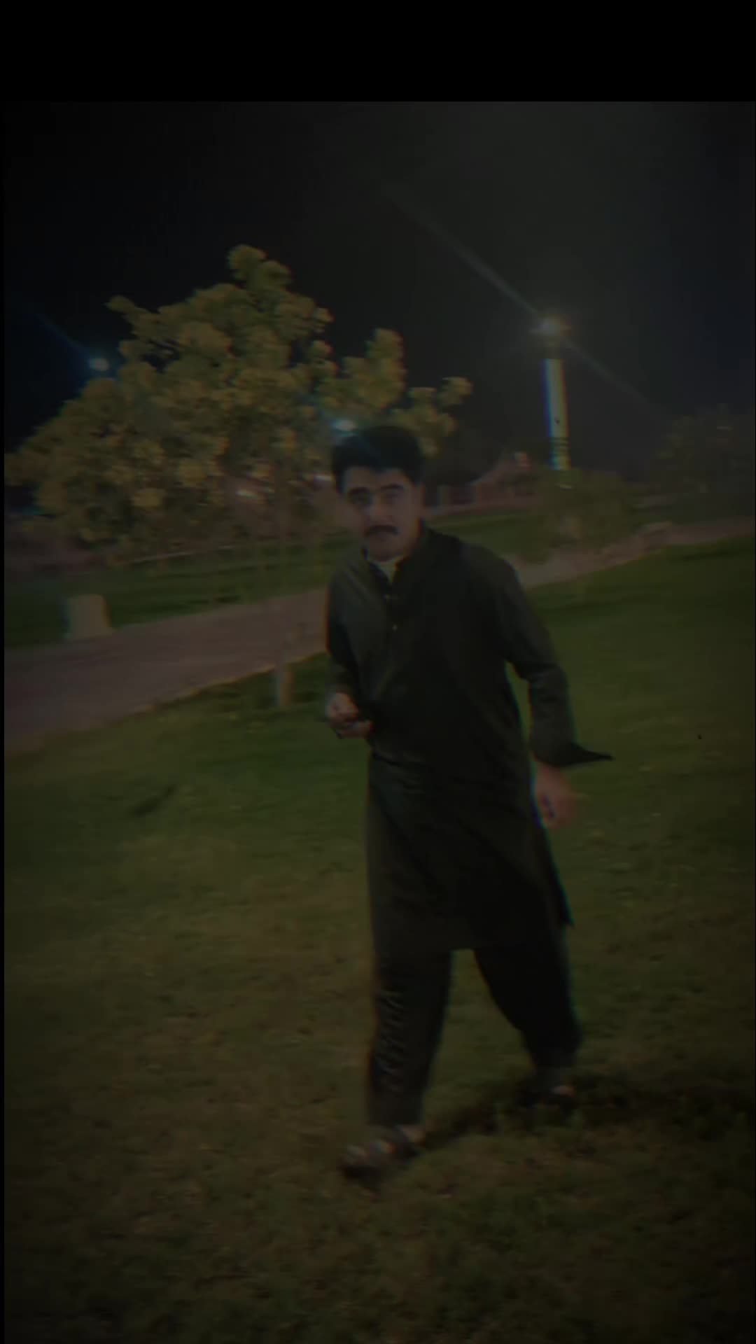 @KHAN 1❤️🩹