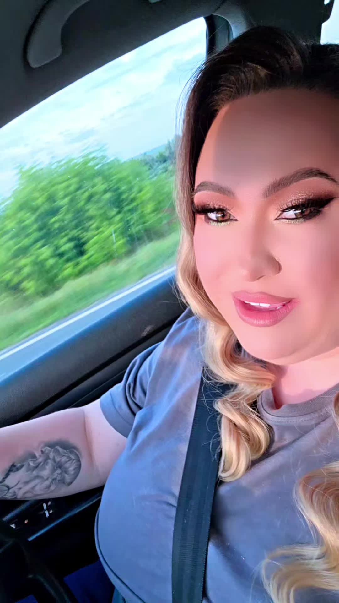 @Ela