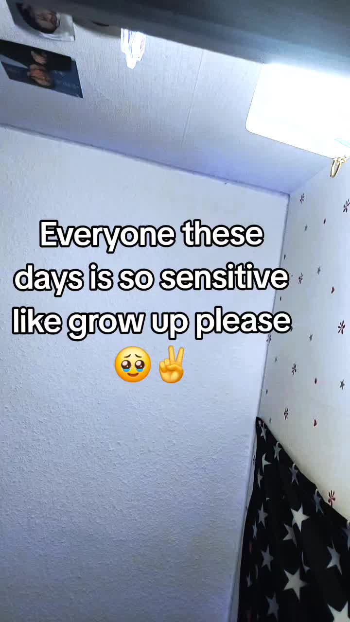 @Busy_sucking.Voxs.d¡ck >_<