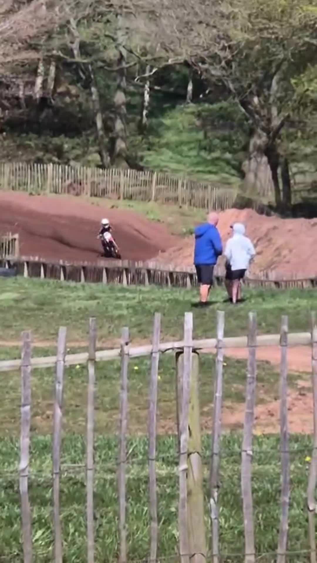 @CB_158