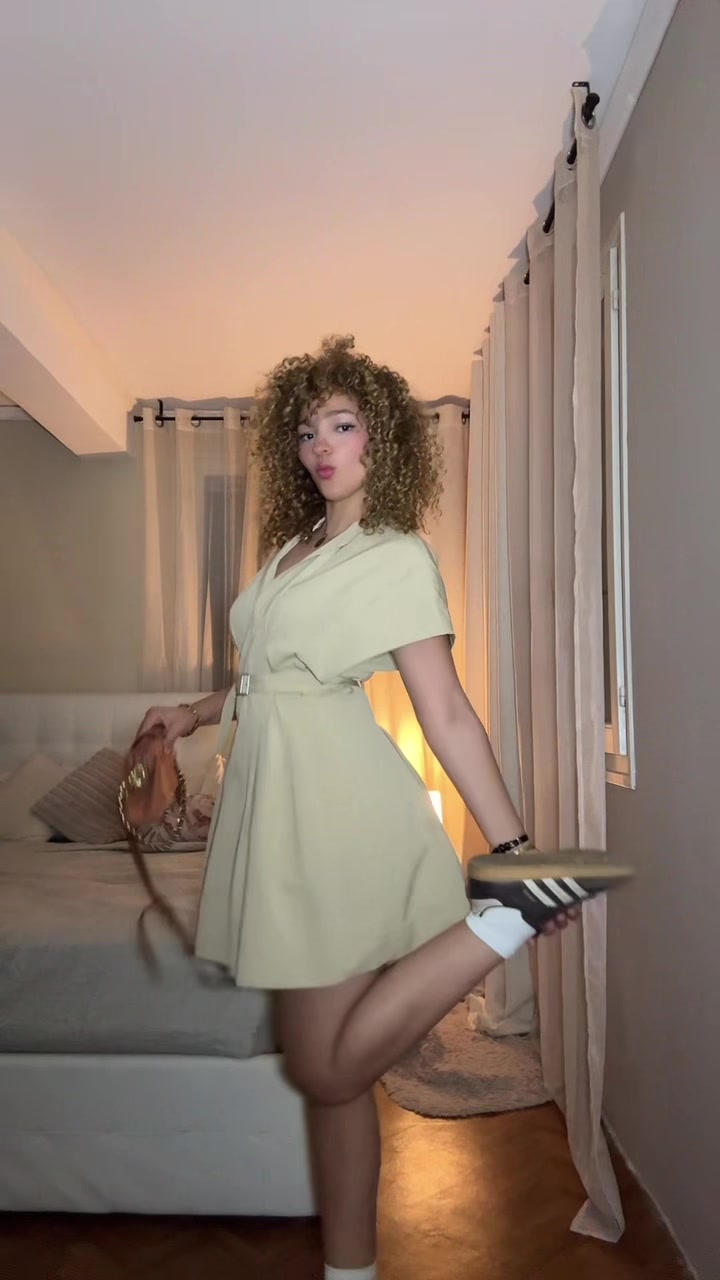 @Lina