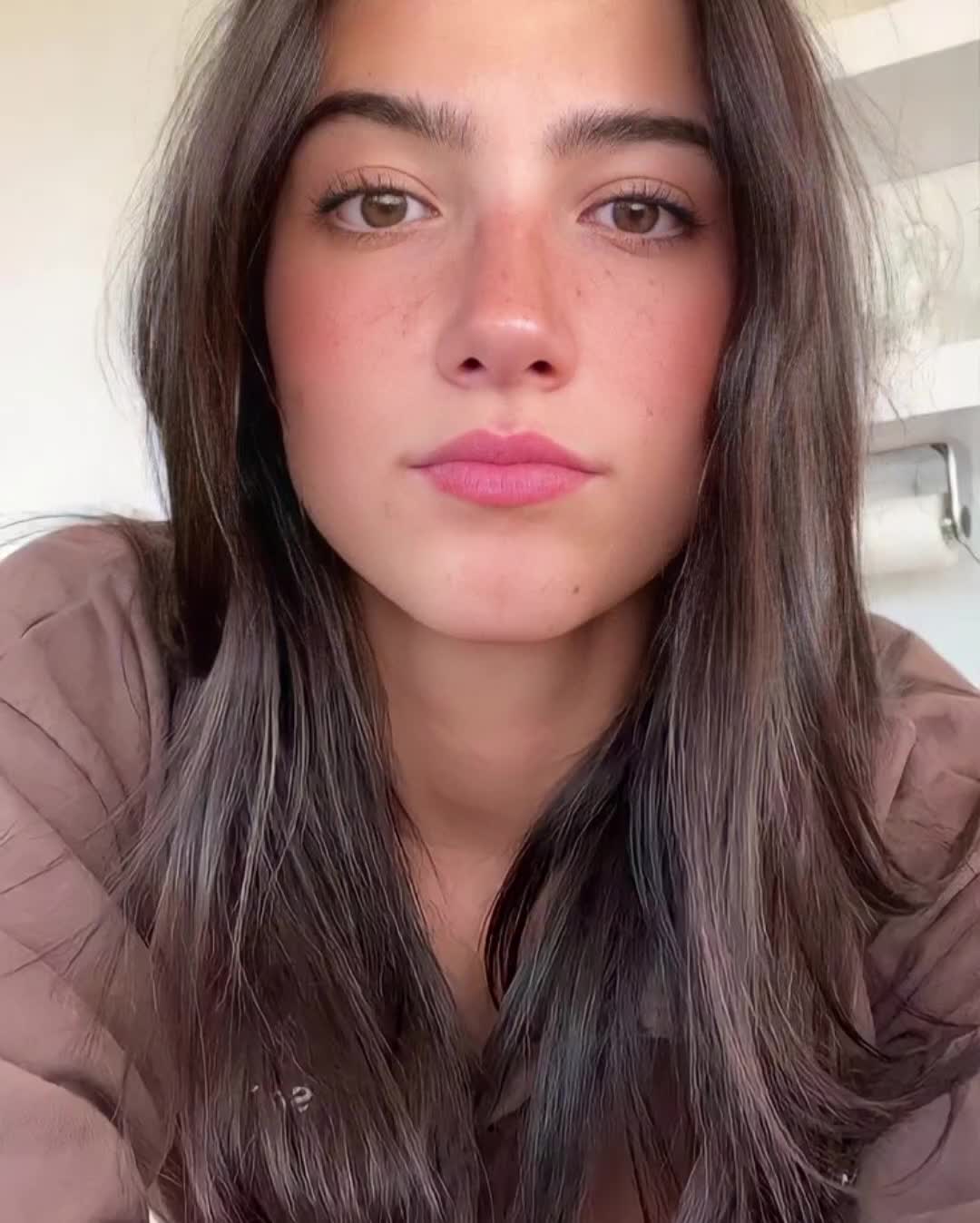 @charlifanpagexoxo
