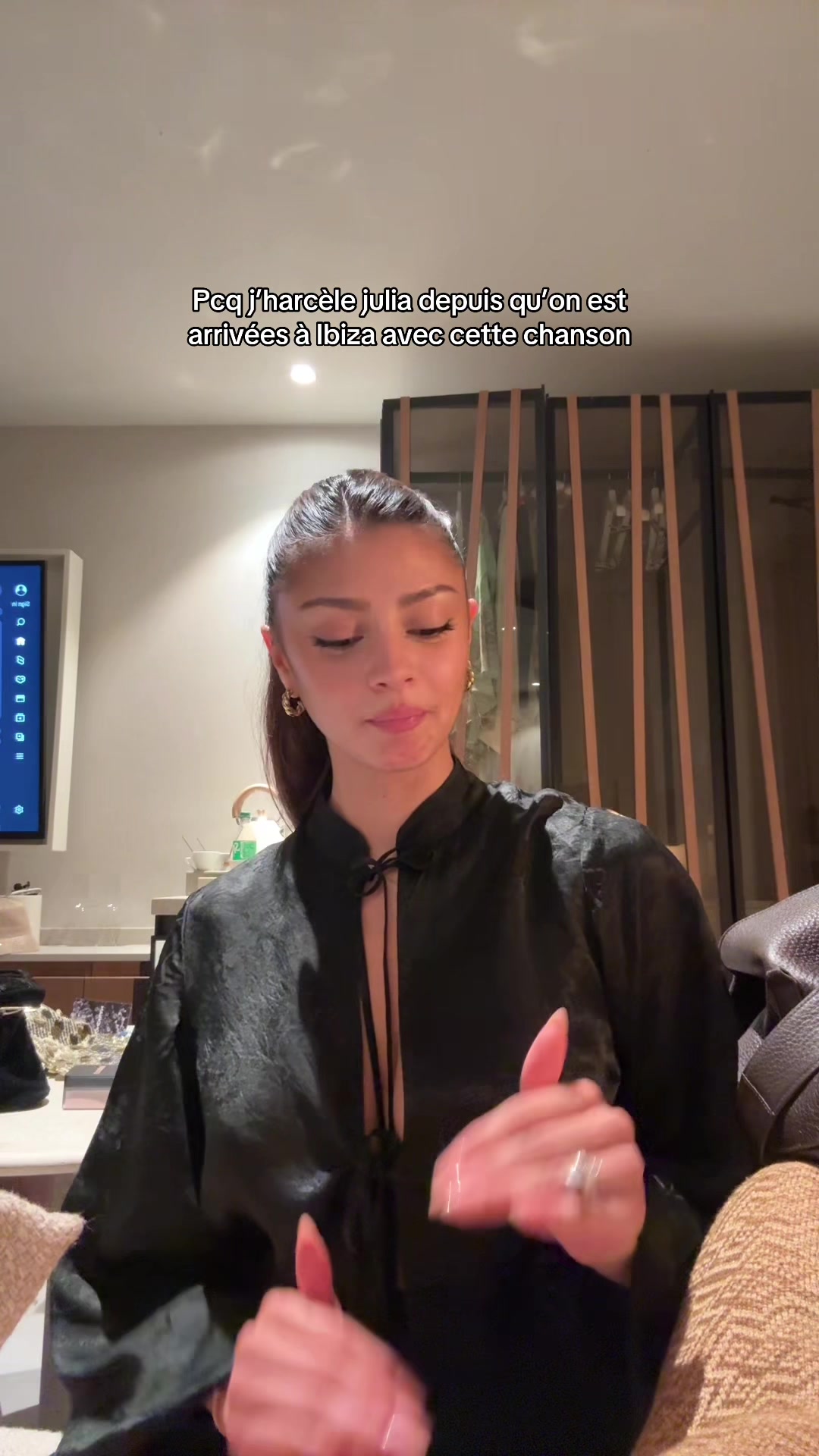 @Layna