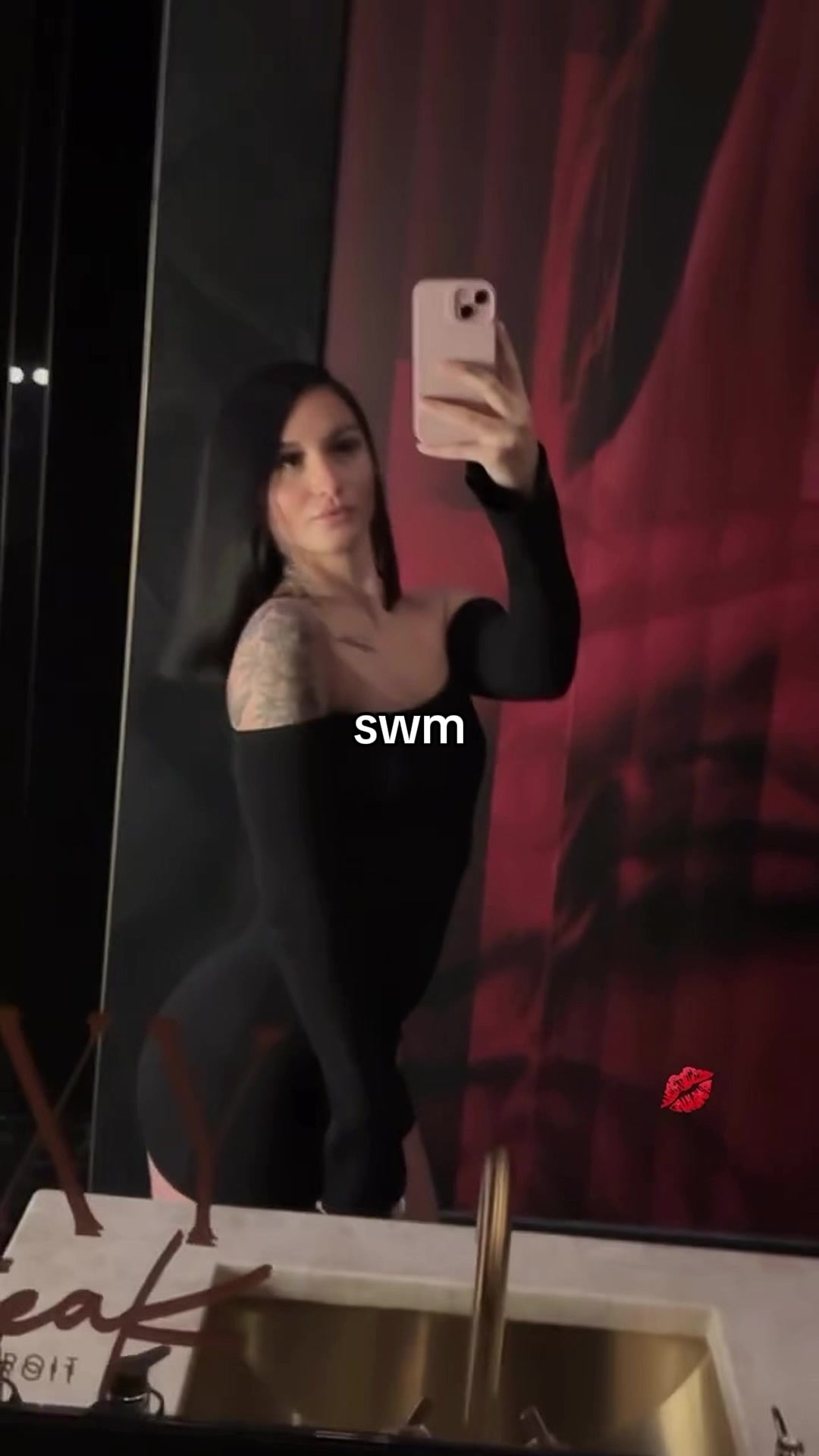 @famoussjennn
