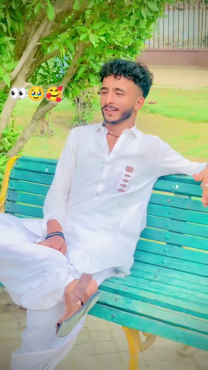 @👑laly jan 302✌️