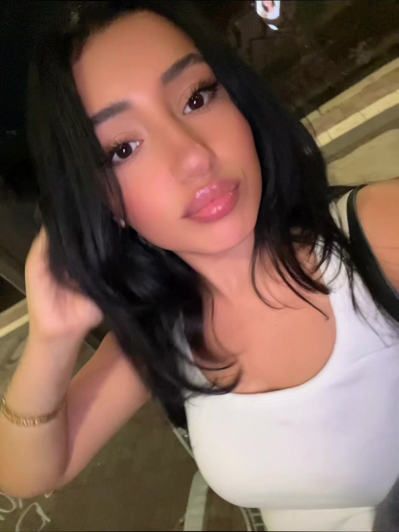 @vivian ♌︎