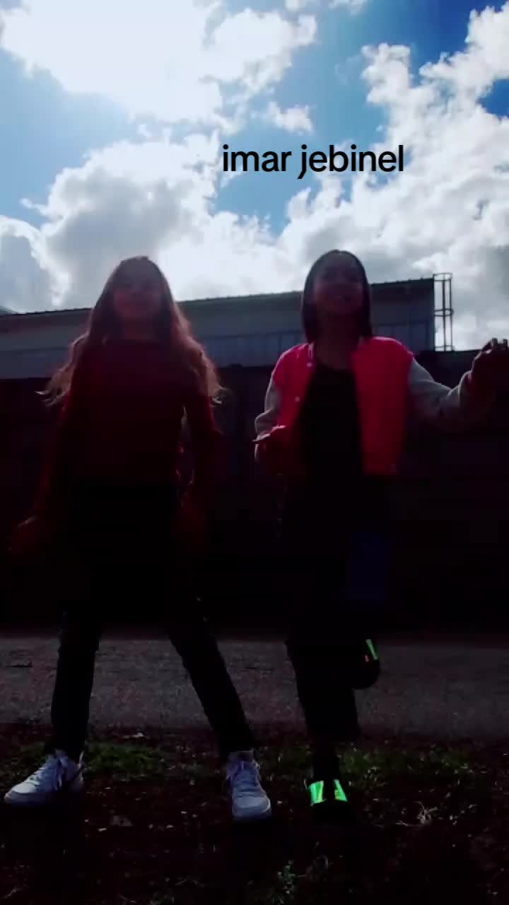 @Vanesa dela fakaaa