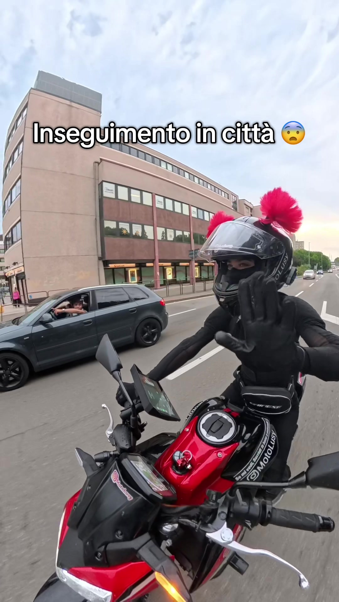 @motolusy