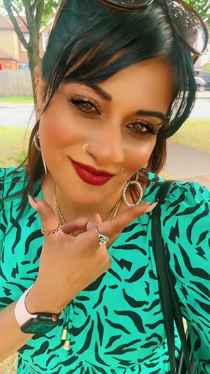 @ⁱᵐ͟͟͞͞☞🇬🇧𝕌𝕂 𝕊𝕙𝕖𝕣𝕟𝕚🐅