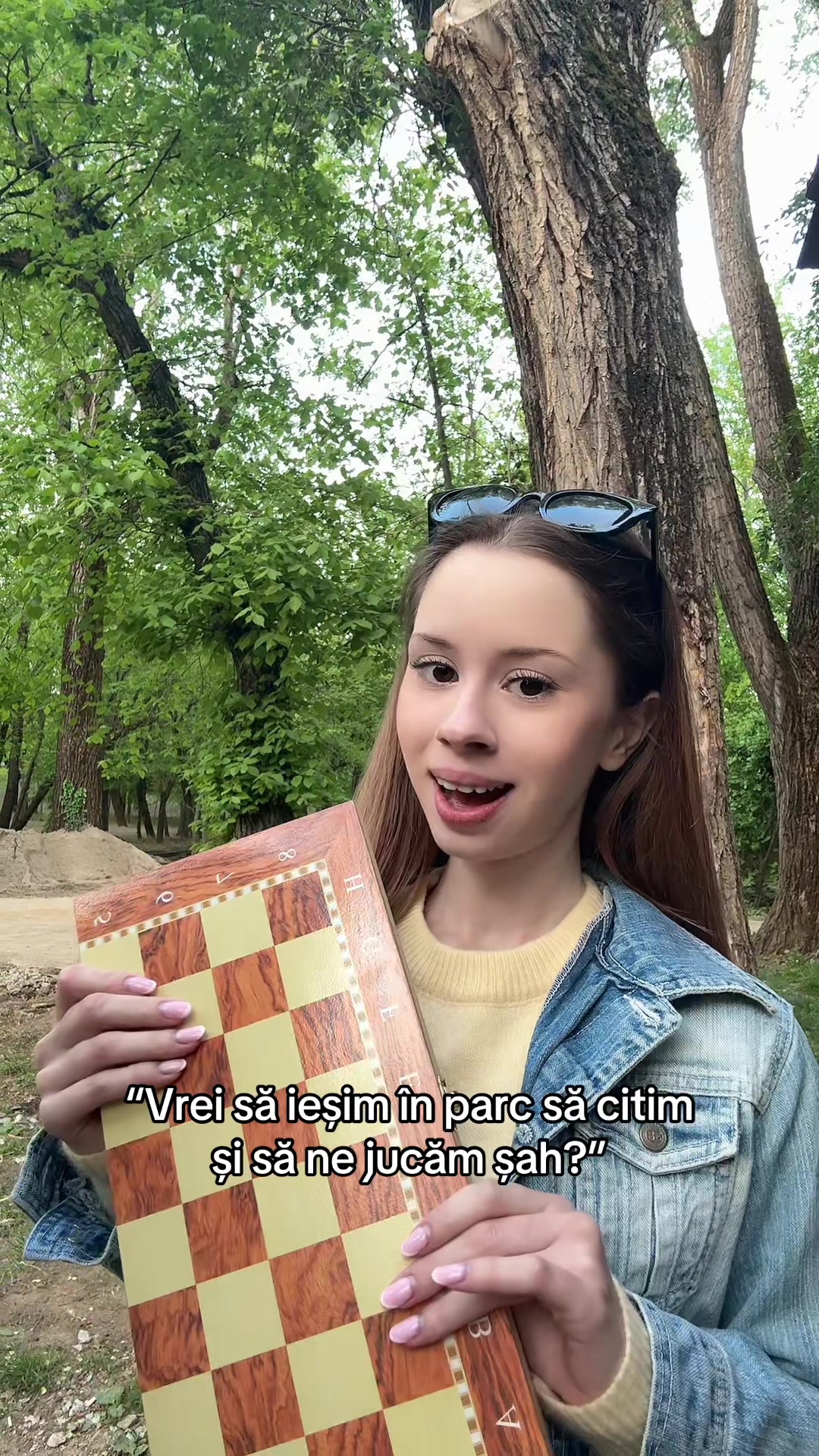 @Ioana is reading 🎀