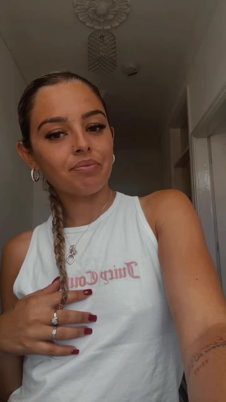 @Babygirl.9525