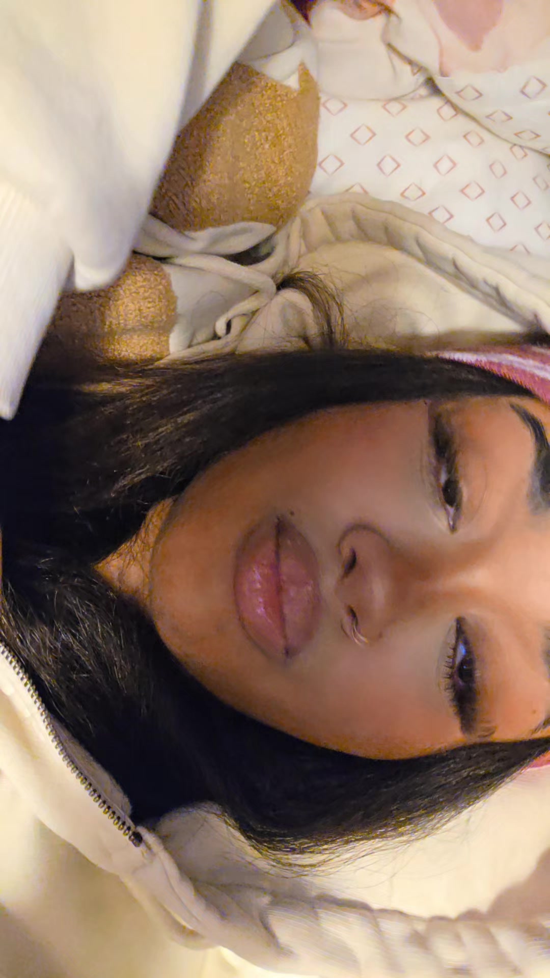 @Ayoko