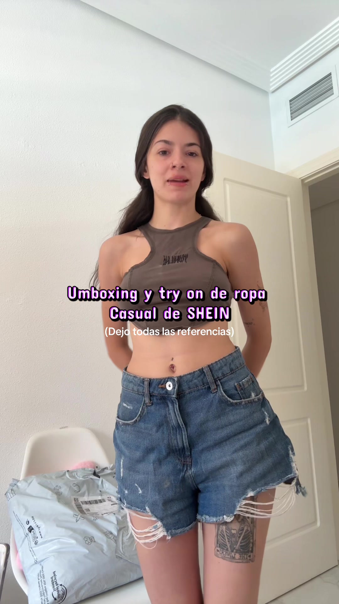 @minadamnnailz