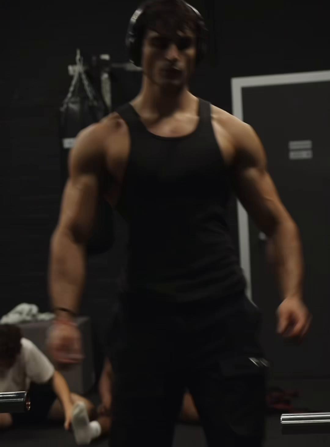 @AndrewAesthetic🧬