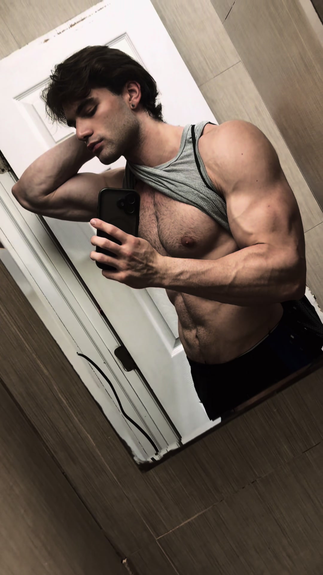 @qayro9