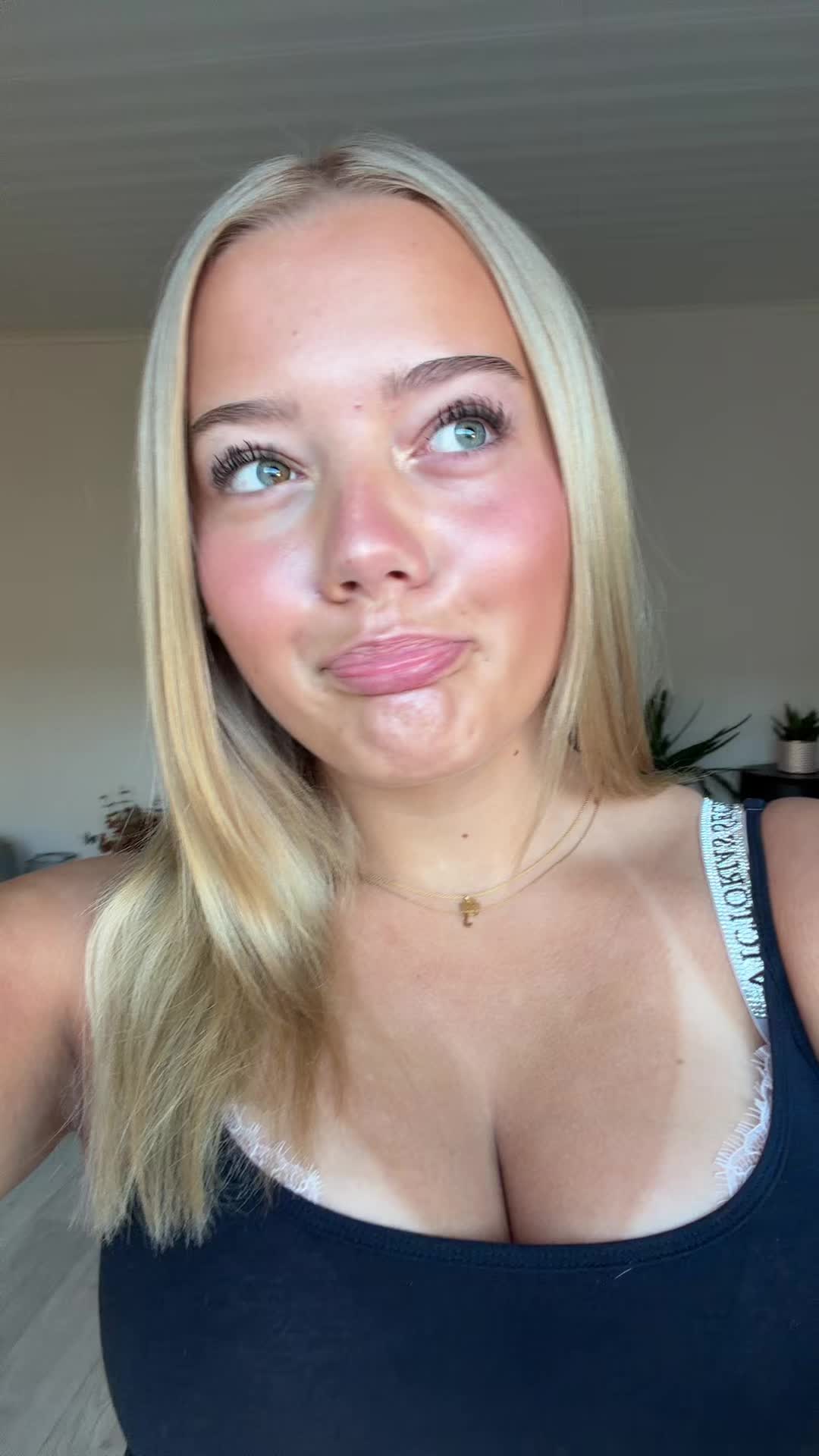 @Ängla❤️