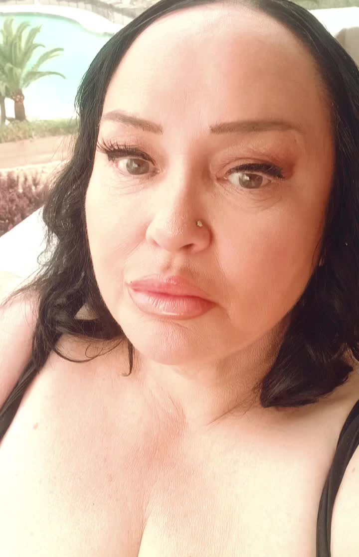 @crystalslippers_pixie👑Queen