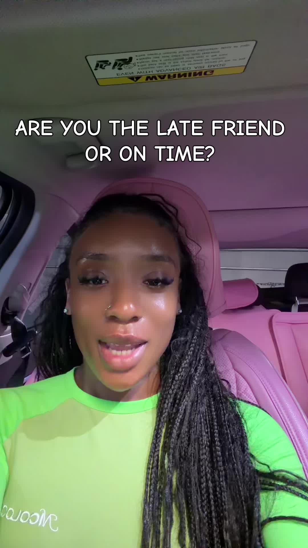 @riahnicole