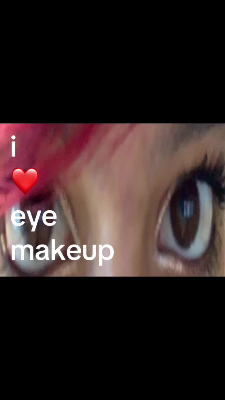 @😼