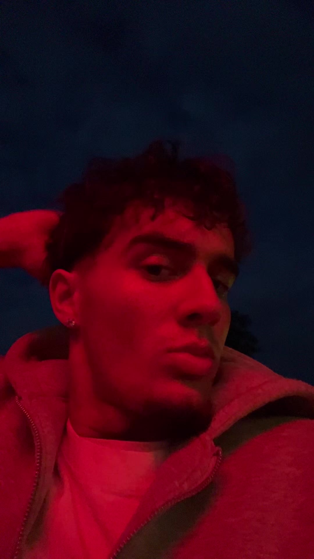 @niki