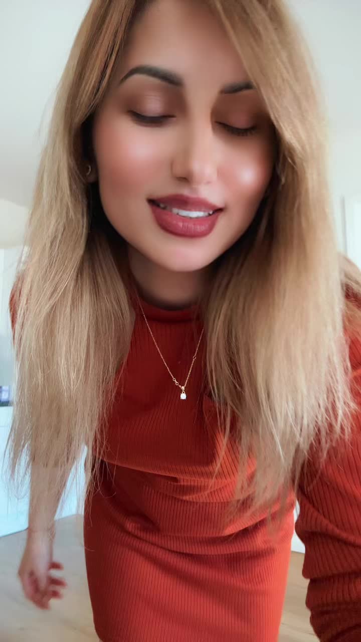 @🐝