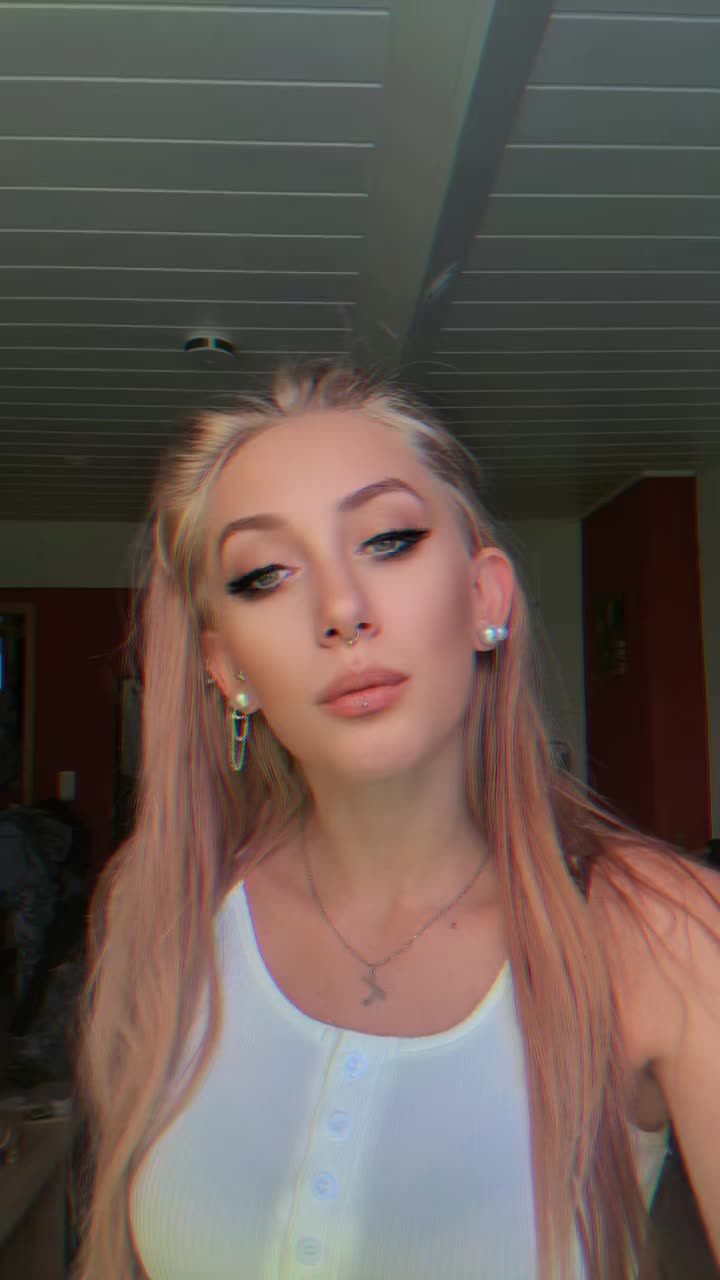 @Livinoox