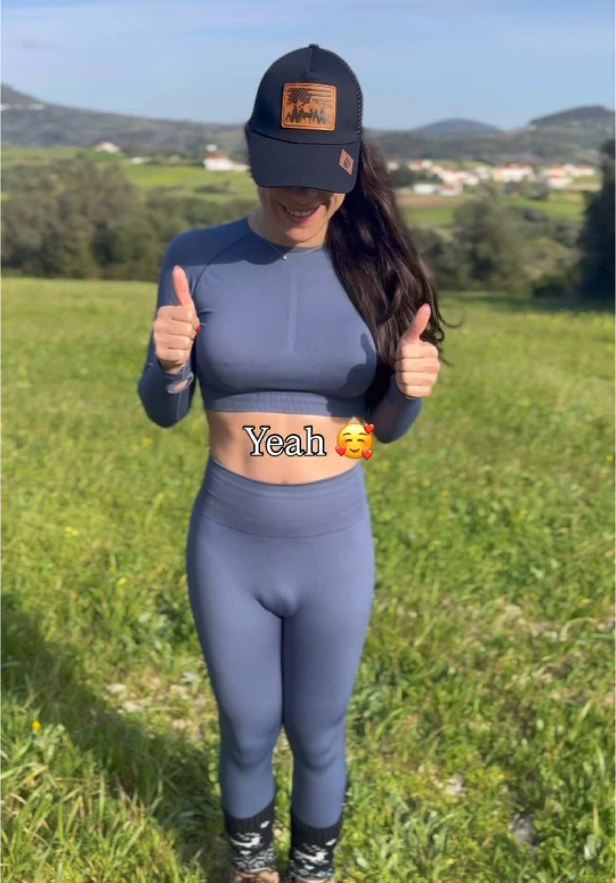 @bella.laurents