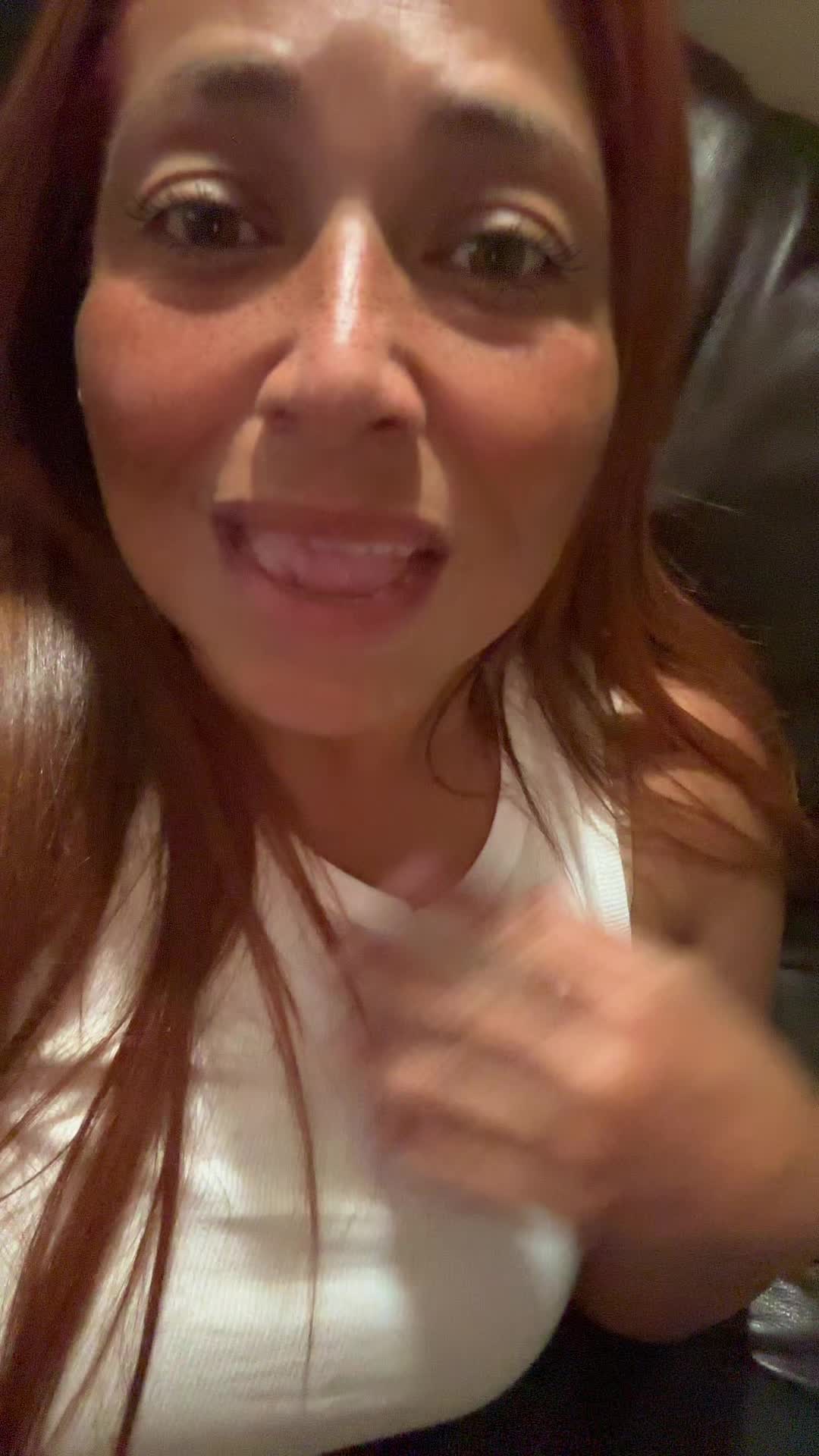 @Adriana