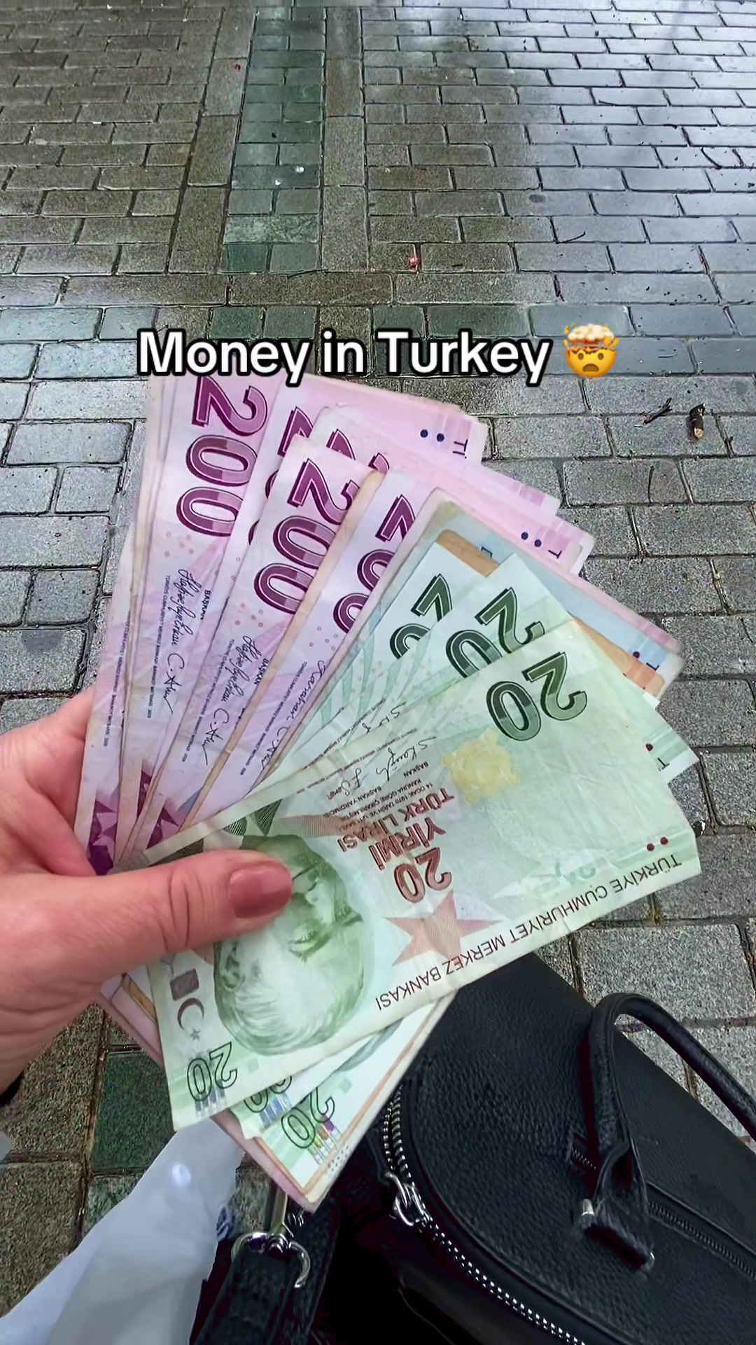 @Nicole | Travel 🌍