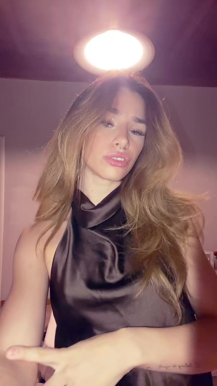 @elisastellino