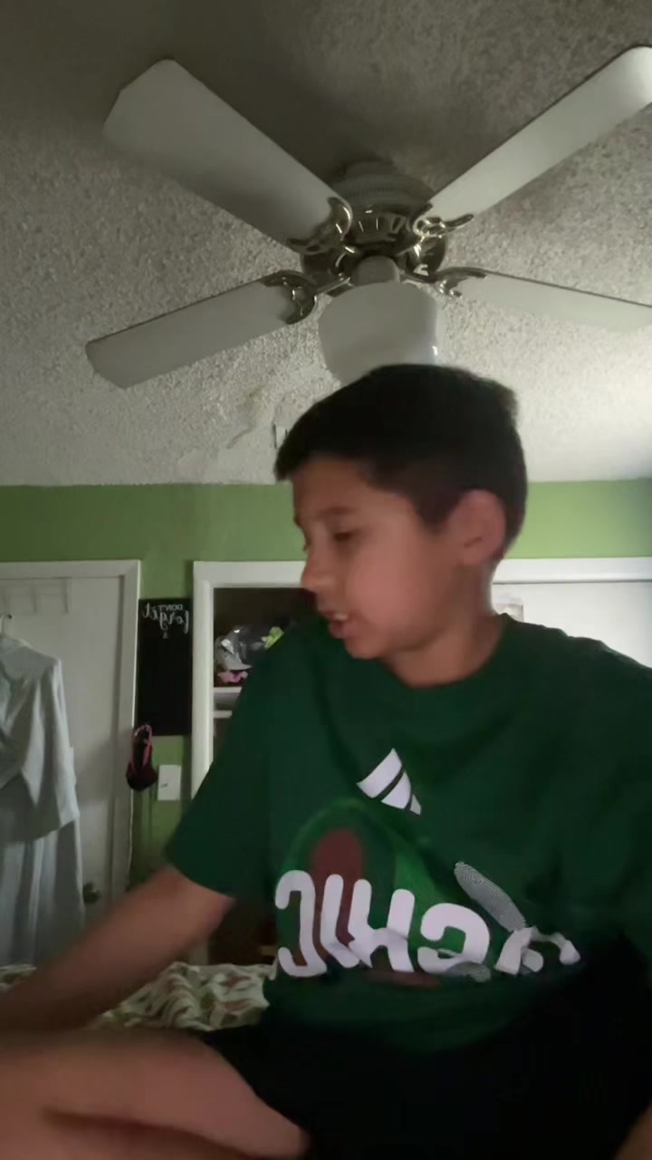 @SUP3RN0AHH