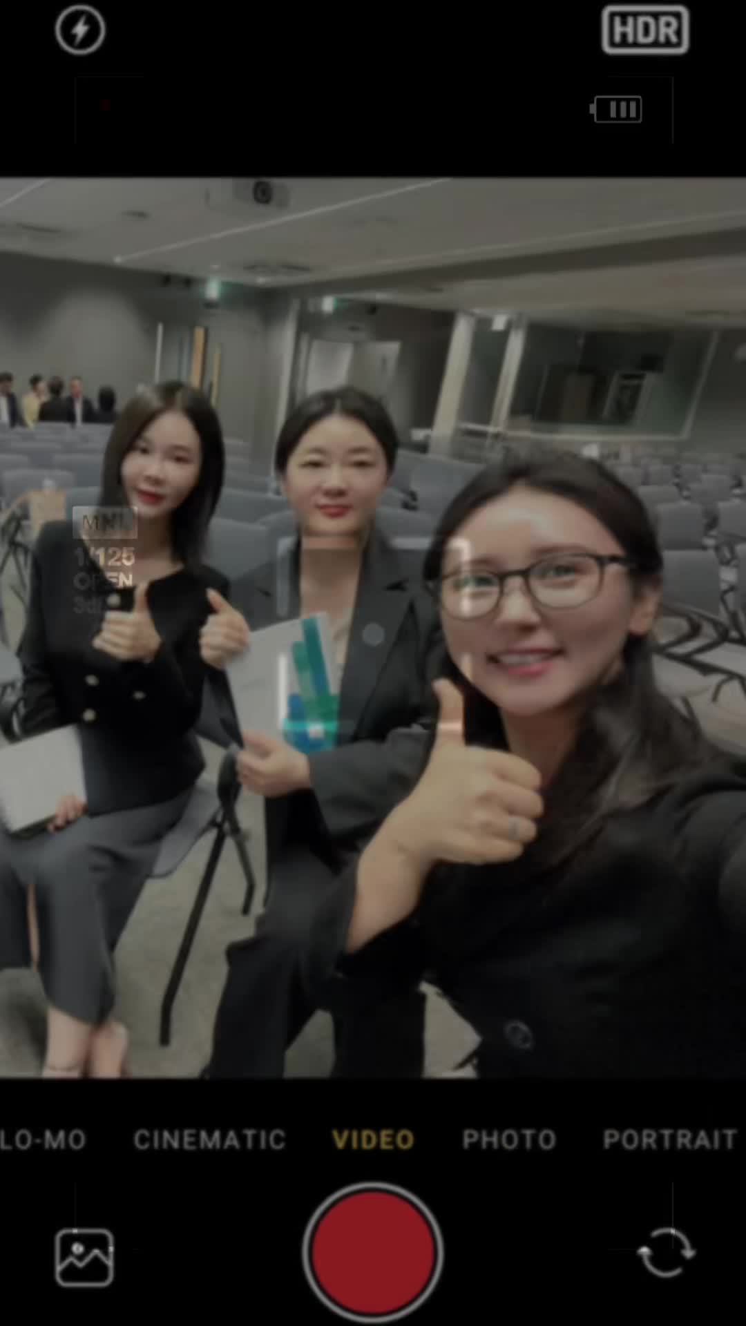 @진이