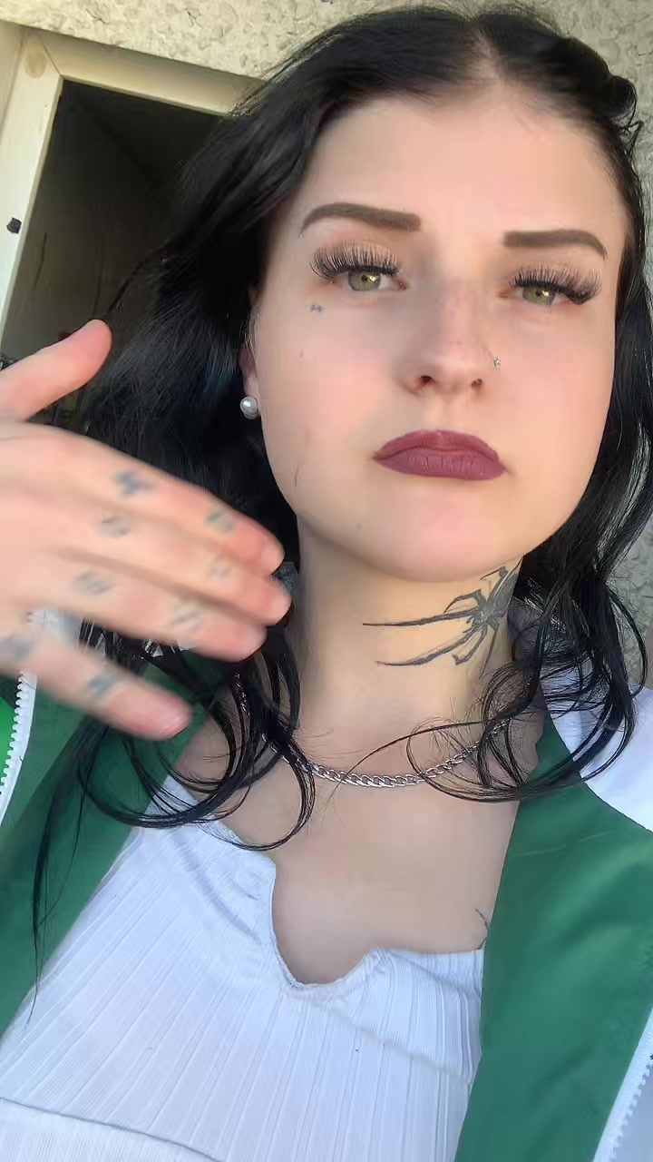 @4emy_evs6