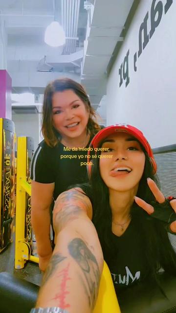 @La LolaEsa👽🏳️🌈 Tribu💙