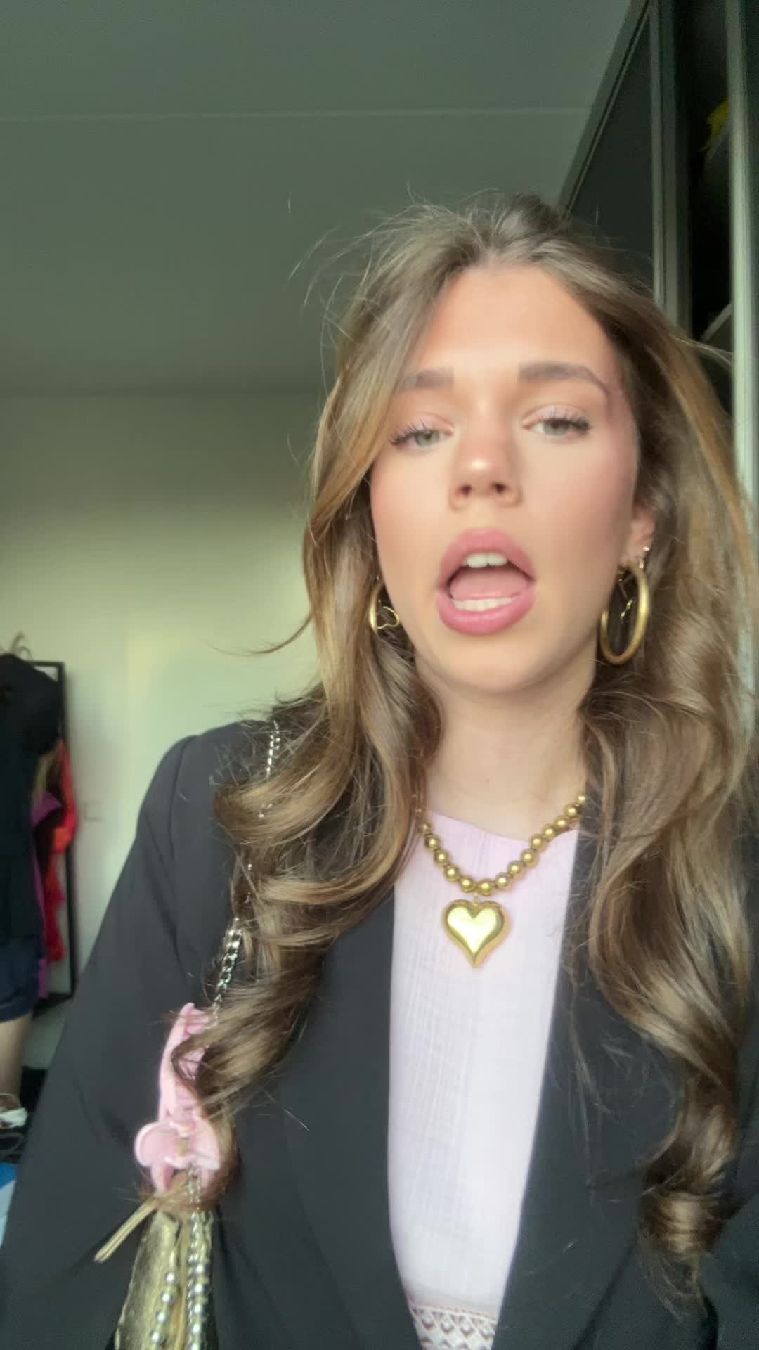 @Babezzzz🥂🥂🥂