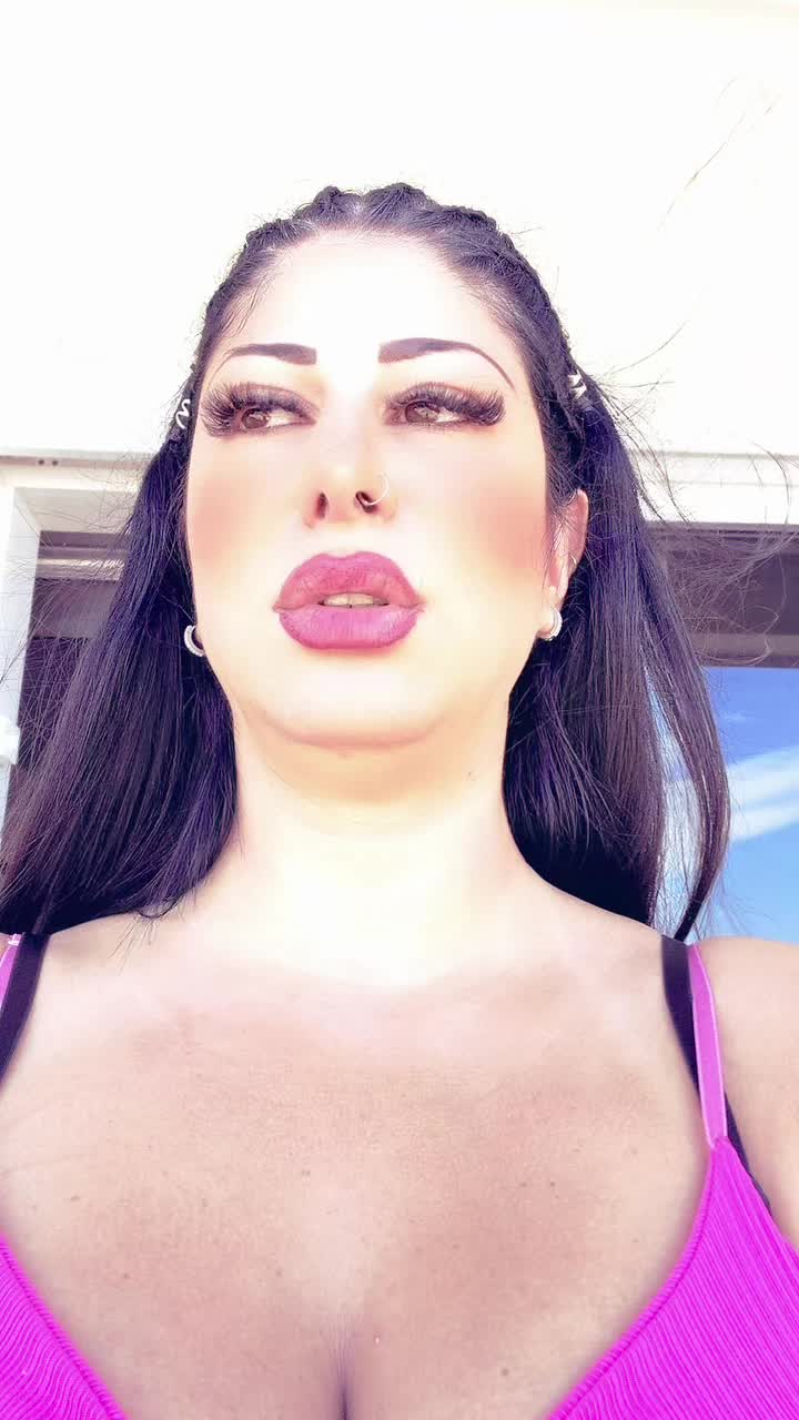 @Kiara💜💣