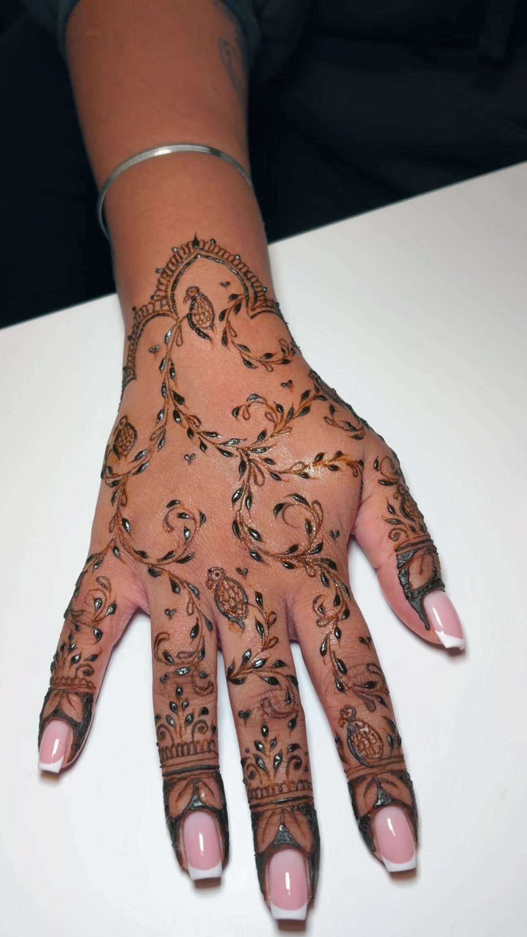 @ਈਸ਼ Mehndi