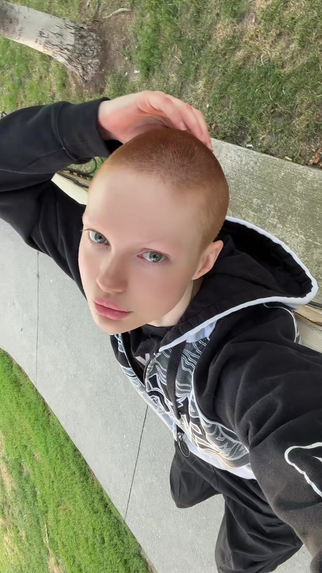 @awestarkitty