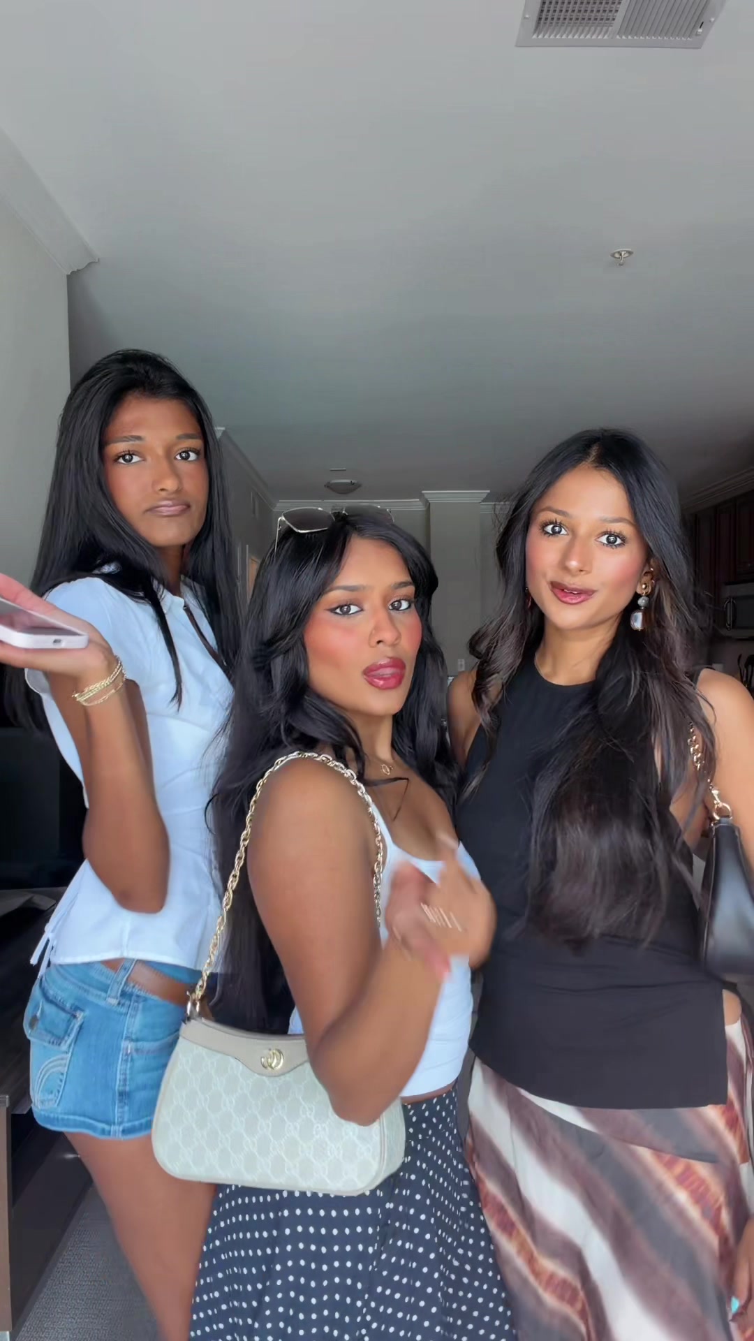 @rishika🎀