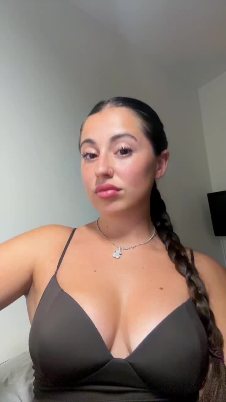 @Paula🖤