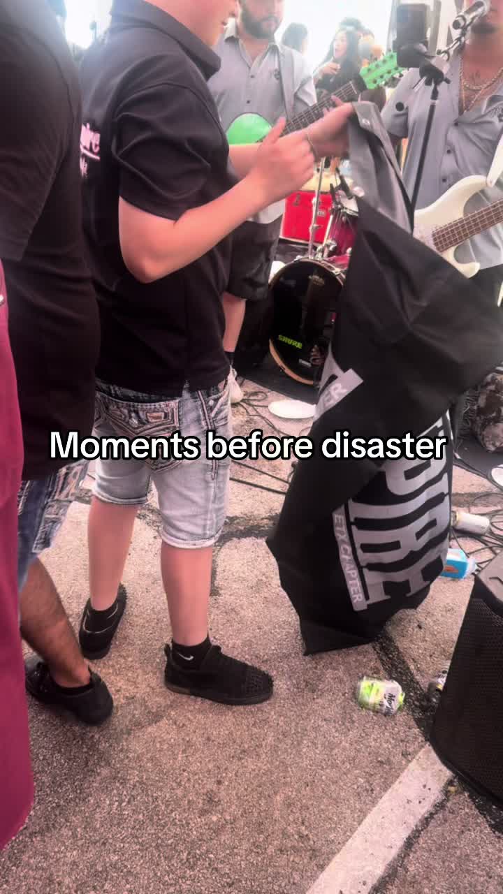 @️