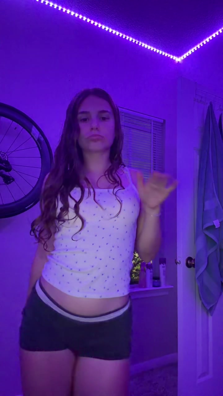 @🐥
