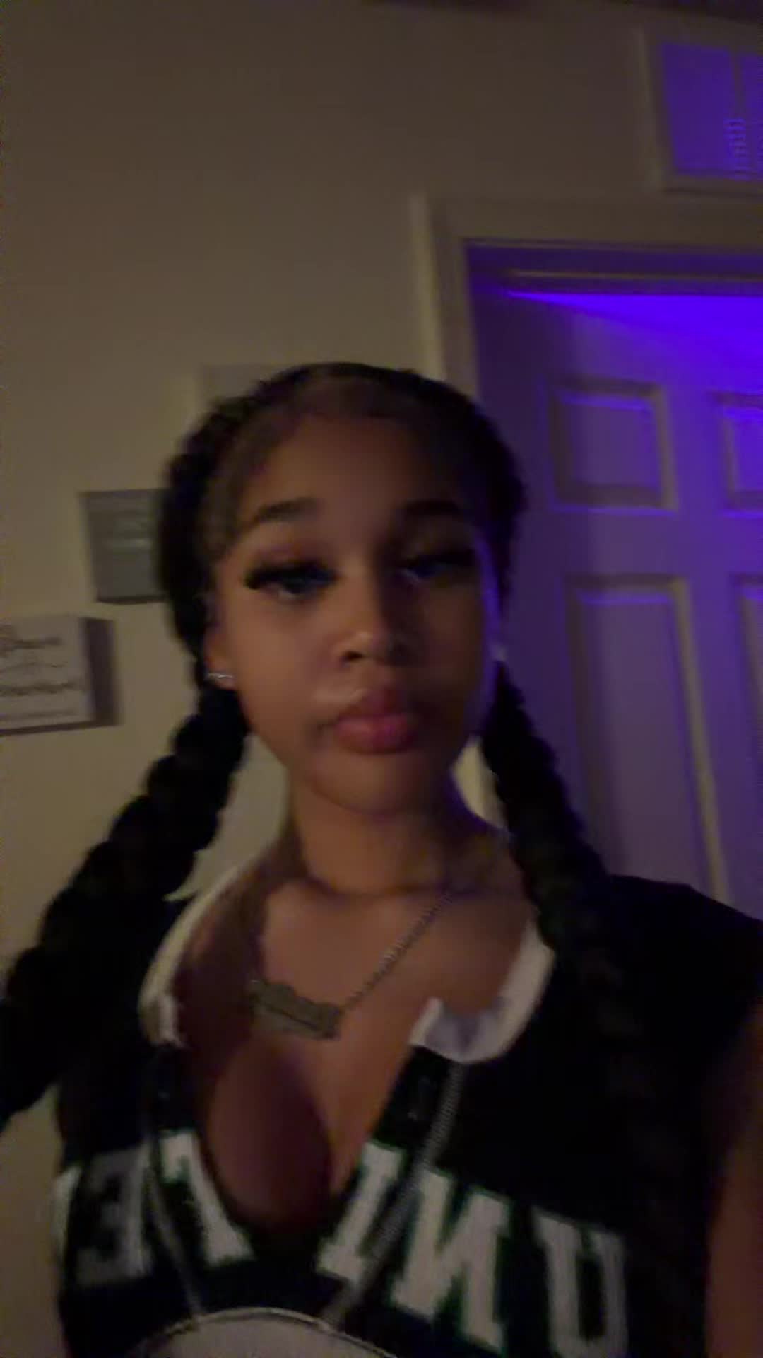 @𝒥