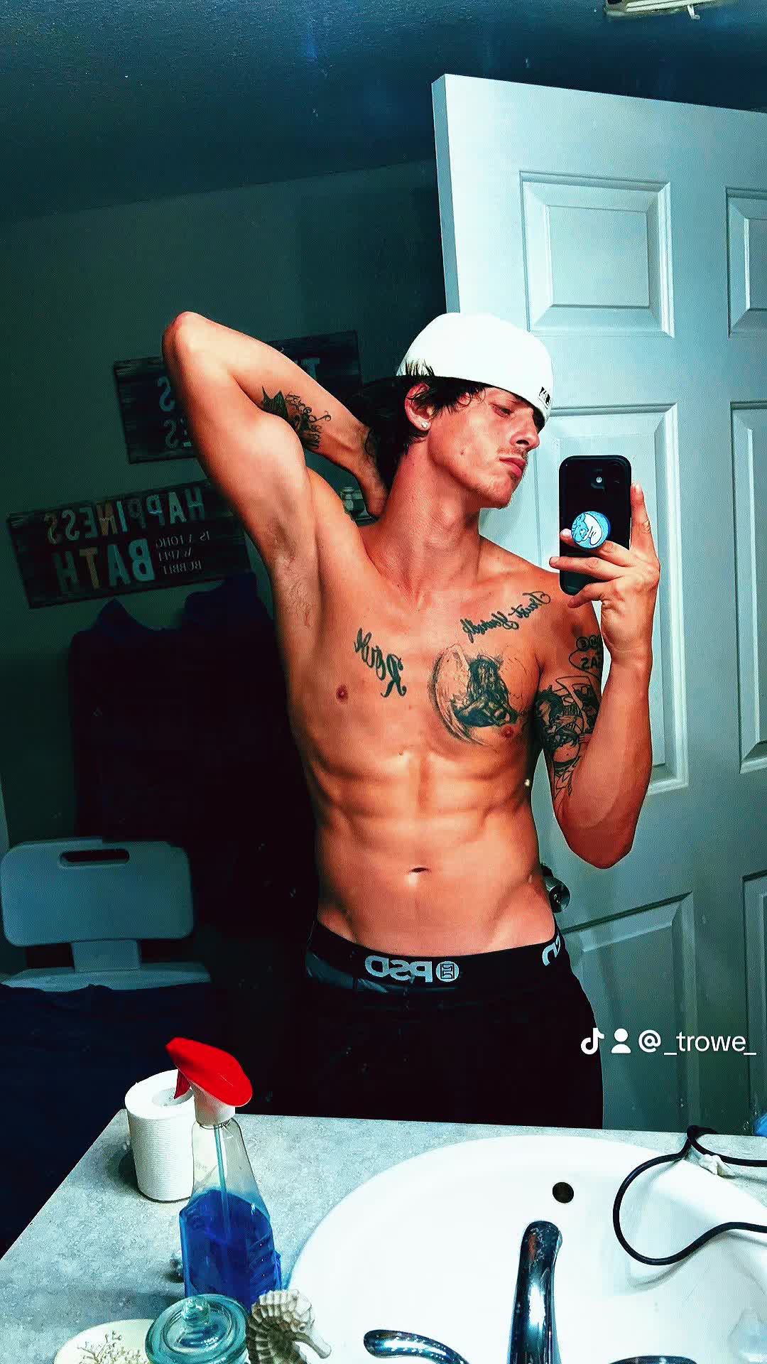 @😈Taylor l Rowe😈