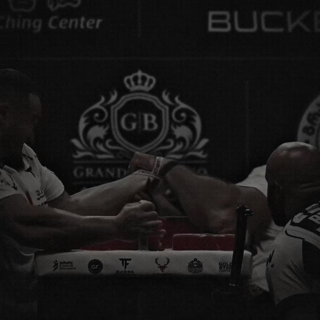 @Arm_wrestle_lab