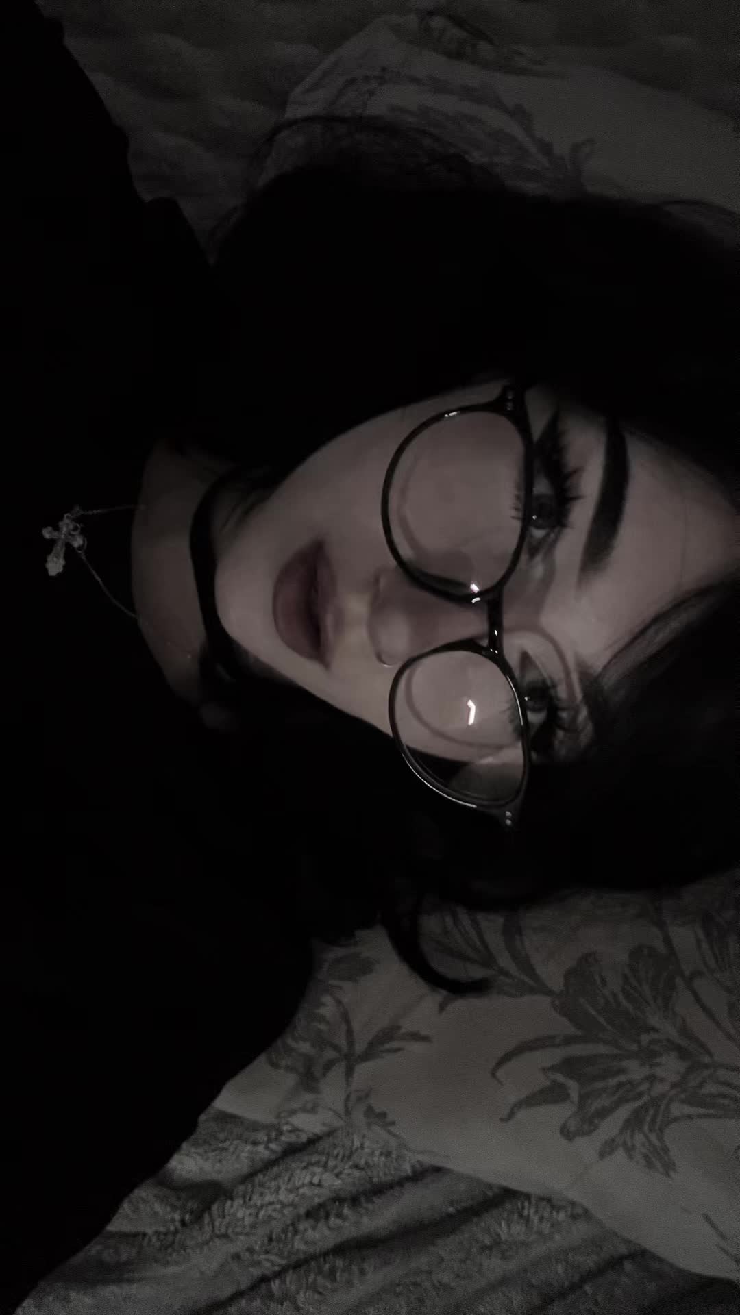 @анютка